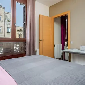 One Bedroom In City Center Apartment Barcelona