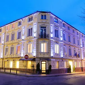 apart-hotel-irena.hotelslviv.net/